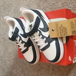 Nike Boys Black And White Panda Court Borough Low